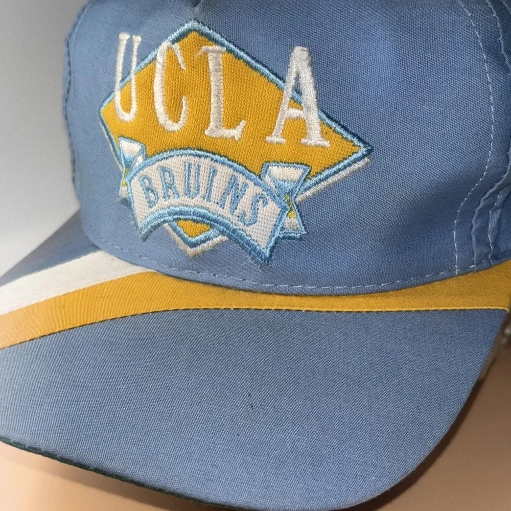 Vintage UCLA Bruins Snapback Hat Blue Yellow Side Liner‎ Cap 90s OSFA